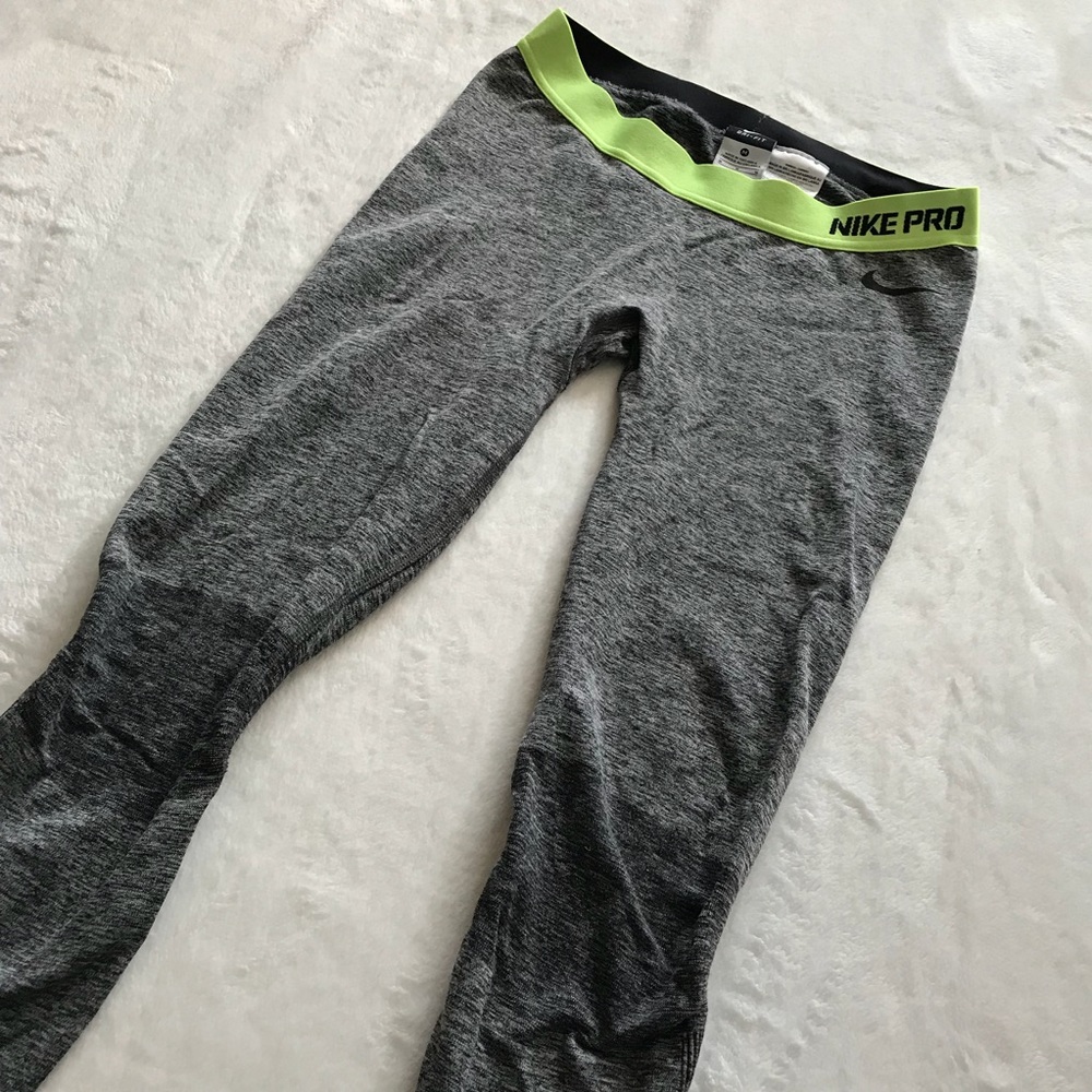 Nike Pro Training Leggings View 4